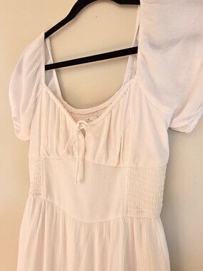 Hollister Sofia Side-Smocked Linen-Blend Midi Dress White | Size M
